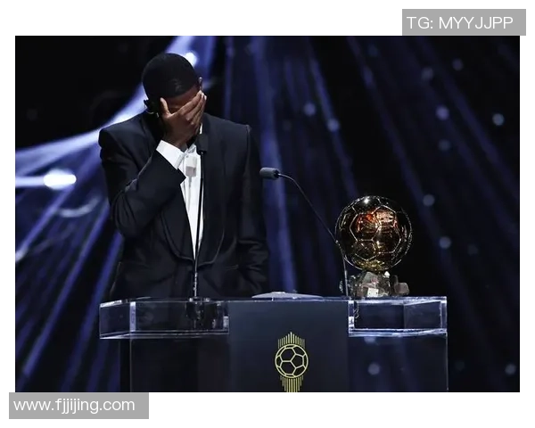 2025年全球最火足球球星揭晓引发热议 谁能问鼎年度最佳球员荣誉 2025年全球最火足球球星揭晓引发热议 谁能问鼎年度最佳球员荣誉