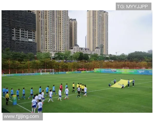 懂球帝足球星火公益计划助力青少年足球发展点燃梦想希望